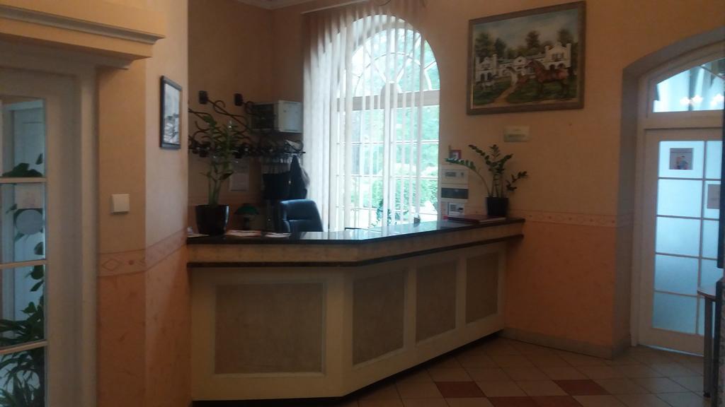 Roskosz Zespol Dworsko Parkowy Bed & Breakfast Biala Podlaska Bagian luar foto