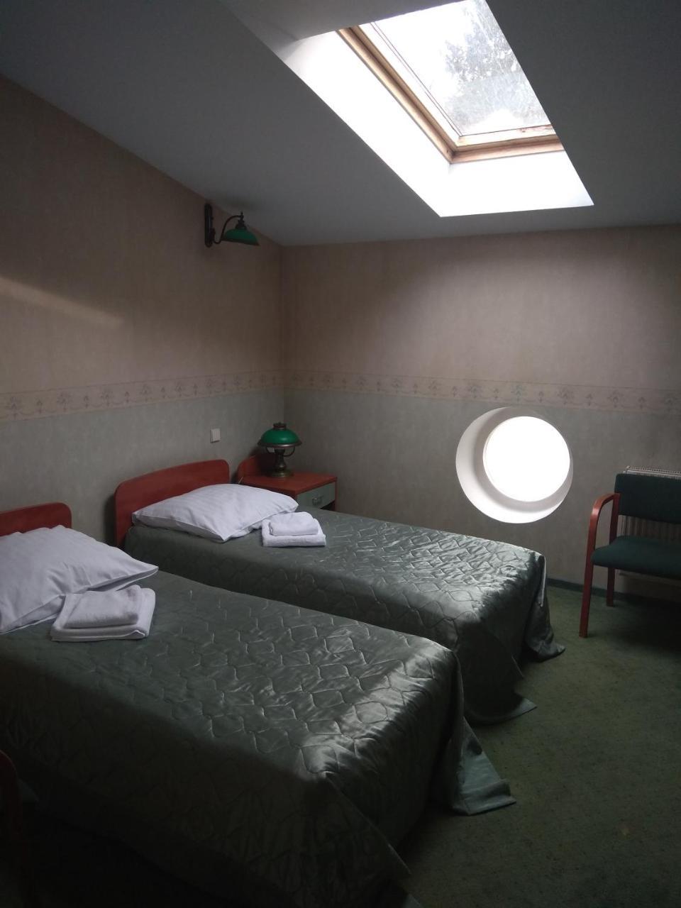 Roskosz Zespol Dworsko Parkowy Bed & Breakfast Biala Podlaska Bagian luar foto